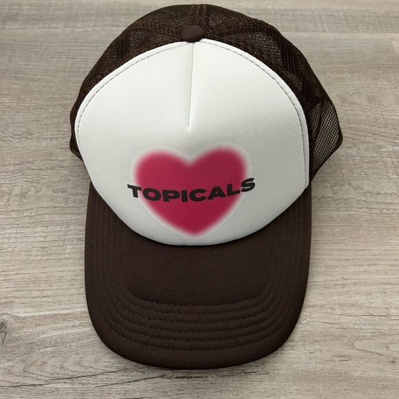 NEW TOPICALS Trucker Hat - Picture 1 of 3